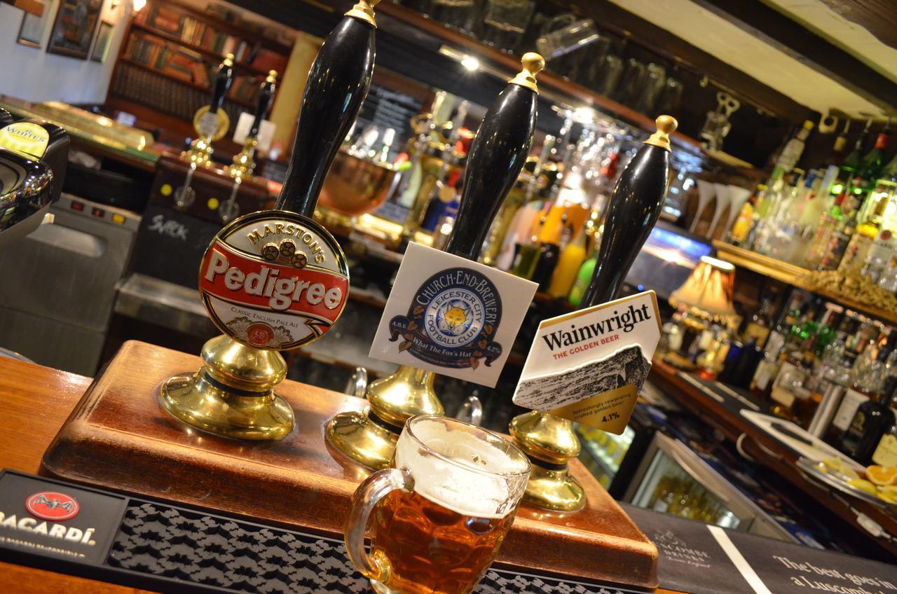 The Royal Arms Hotel Sutton Cheney Екстер'єр фото