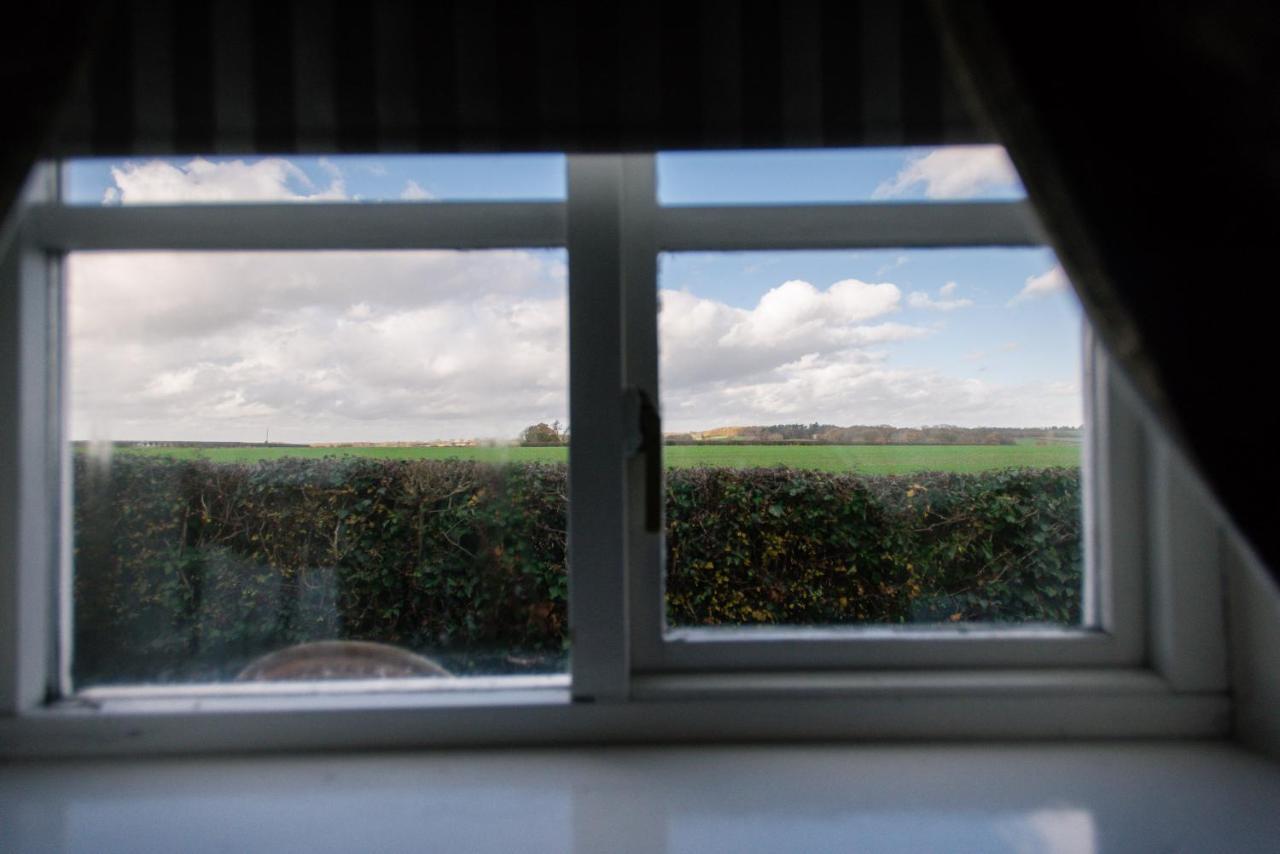 The Royal Arms Hotel Sutton Cheney Екстер'єр фото
